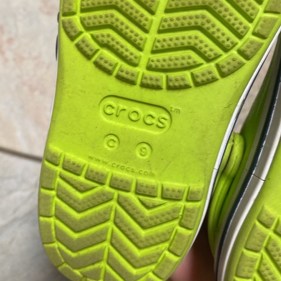 Lime Green Crocs Child size 9 - Picture 5 of 7